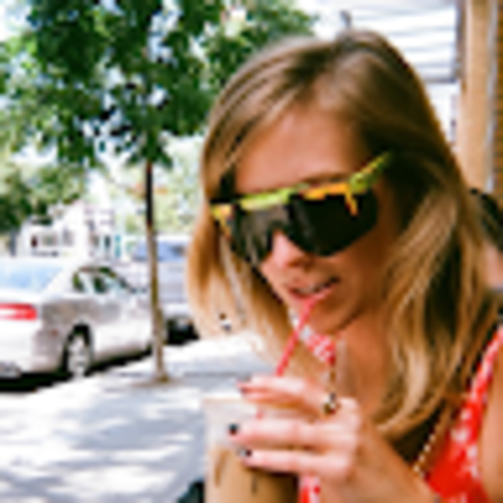 Meet your Posher, Brooke